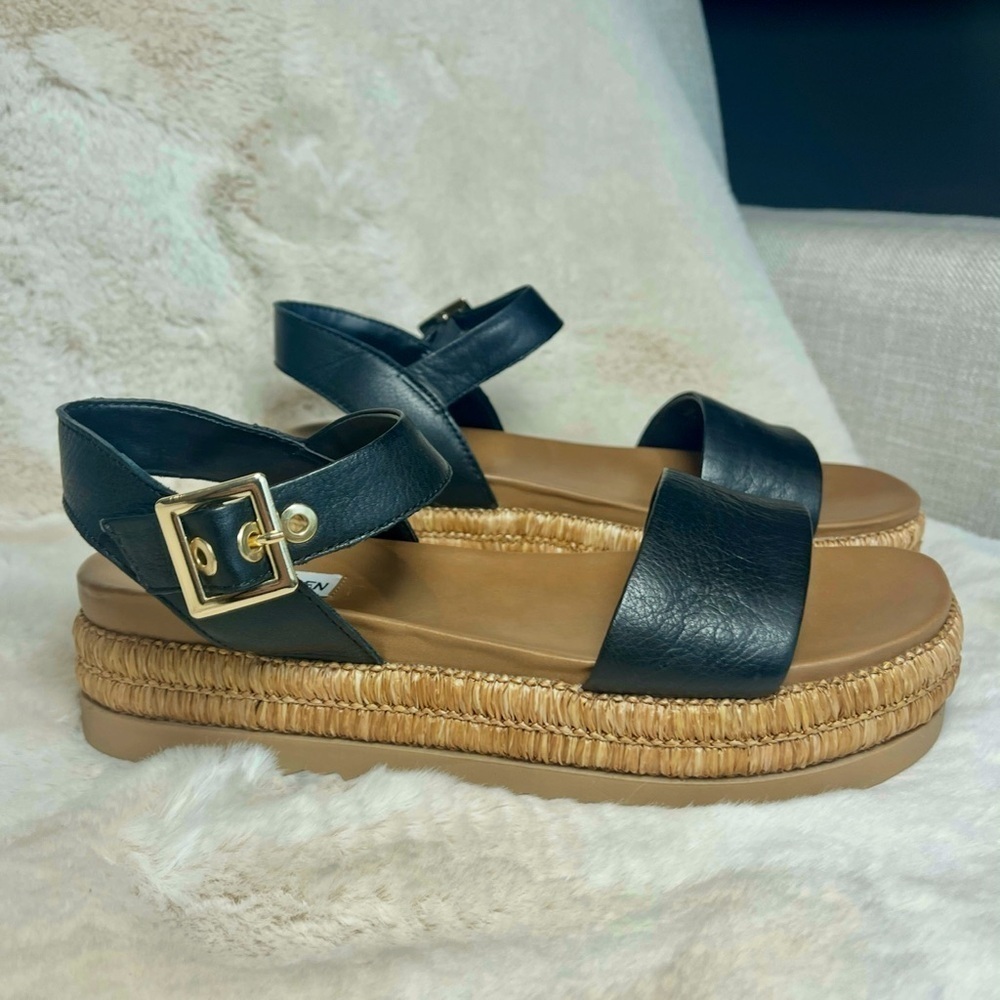 Steve Madden Leather Sandles - Picture 4 of 12